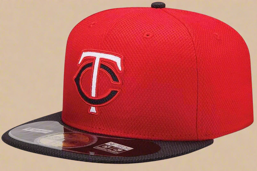 Minnesota Twins 59FIFTY Fitted Hat – New Era Diamond Era Red/Black Cap (Size 7 5/8)