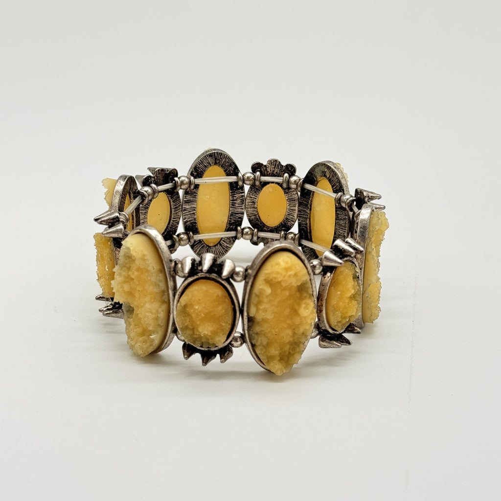 Stella Noir Artful Cuff