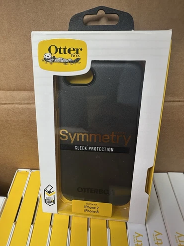 Otter Box Symmetry Series iPhone 7 & 8 Phone Case Black - Brand New