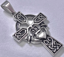 JEWLRY FASHION CELTIC CROSS 2 inch come with a chain