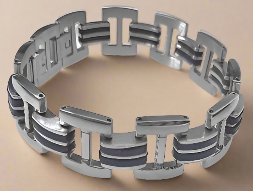 Fashion Black Rubber Accent Bracelet 8"