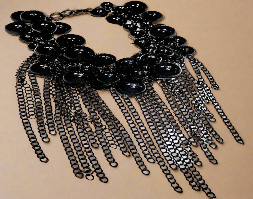 Fashion Costume Black Beads and Dangles Curb Link Chain 8" Bracelet