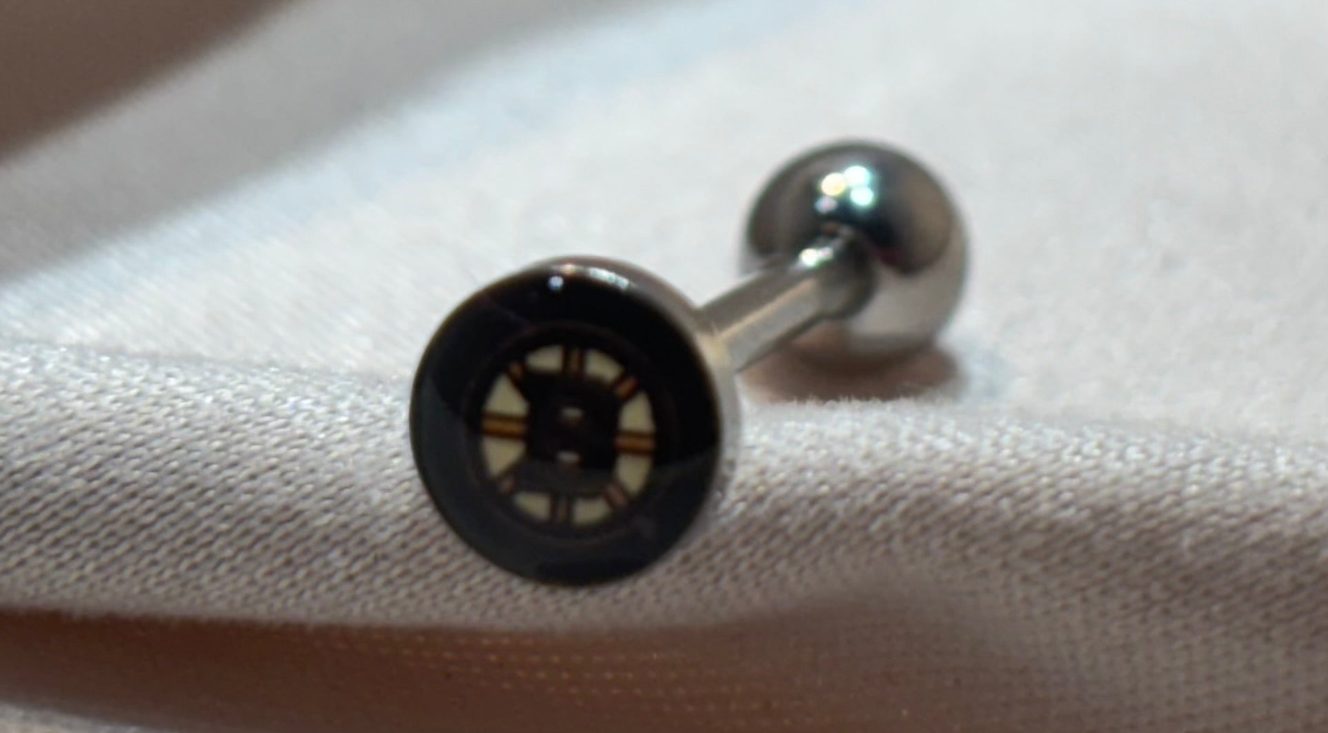 Boston Bruins NHL 3D Tongue Ring – Titanium Logo Barbell