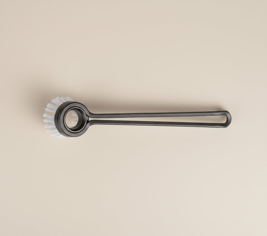 Dish Brush with Interchangeable Head – Effective Ring Punching Design