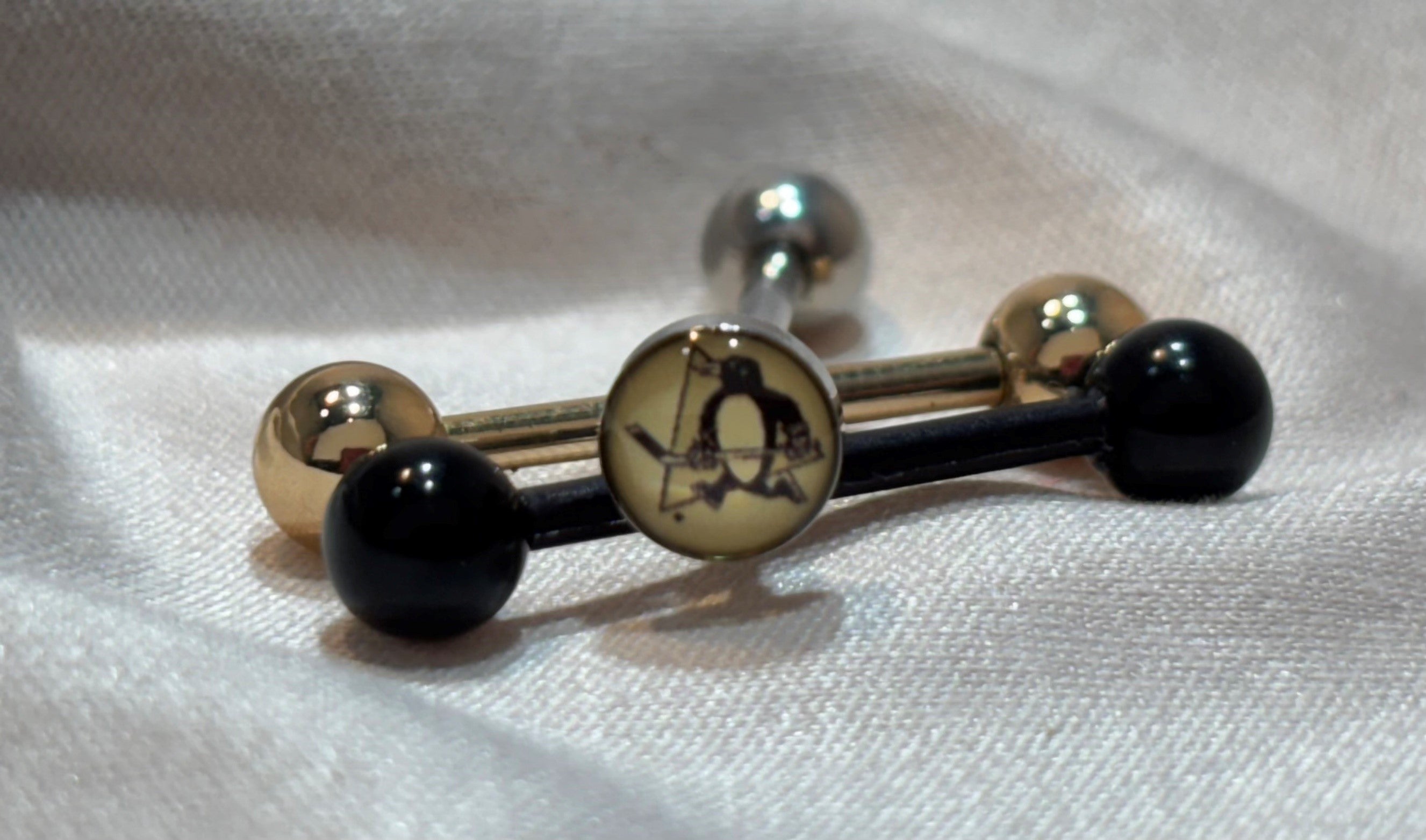 Pittsburgh Penguins NHL 3D Tongue Ring – Titanium Logo Barbell