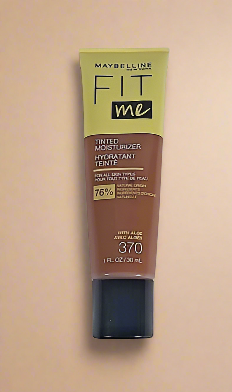Maybelline Fit Me Tinted Moisturizer – 370 Toffee (Natural Coverage)