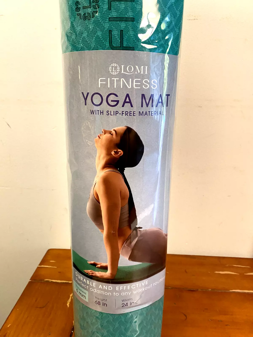 LOMI FITNESS YOGA MAT WITH SLIP-FREE MATERIAL GREEN